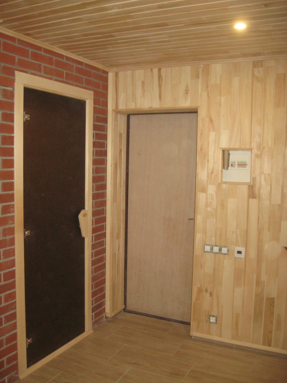 montaż sauny z drewna